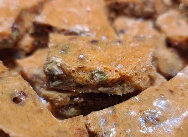 BRITTLE - Ghostly salted pistachio brittle